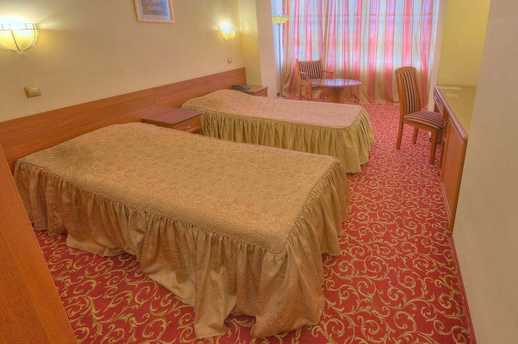 Vladikavkaz Hotell Eksteriør bilde